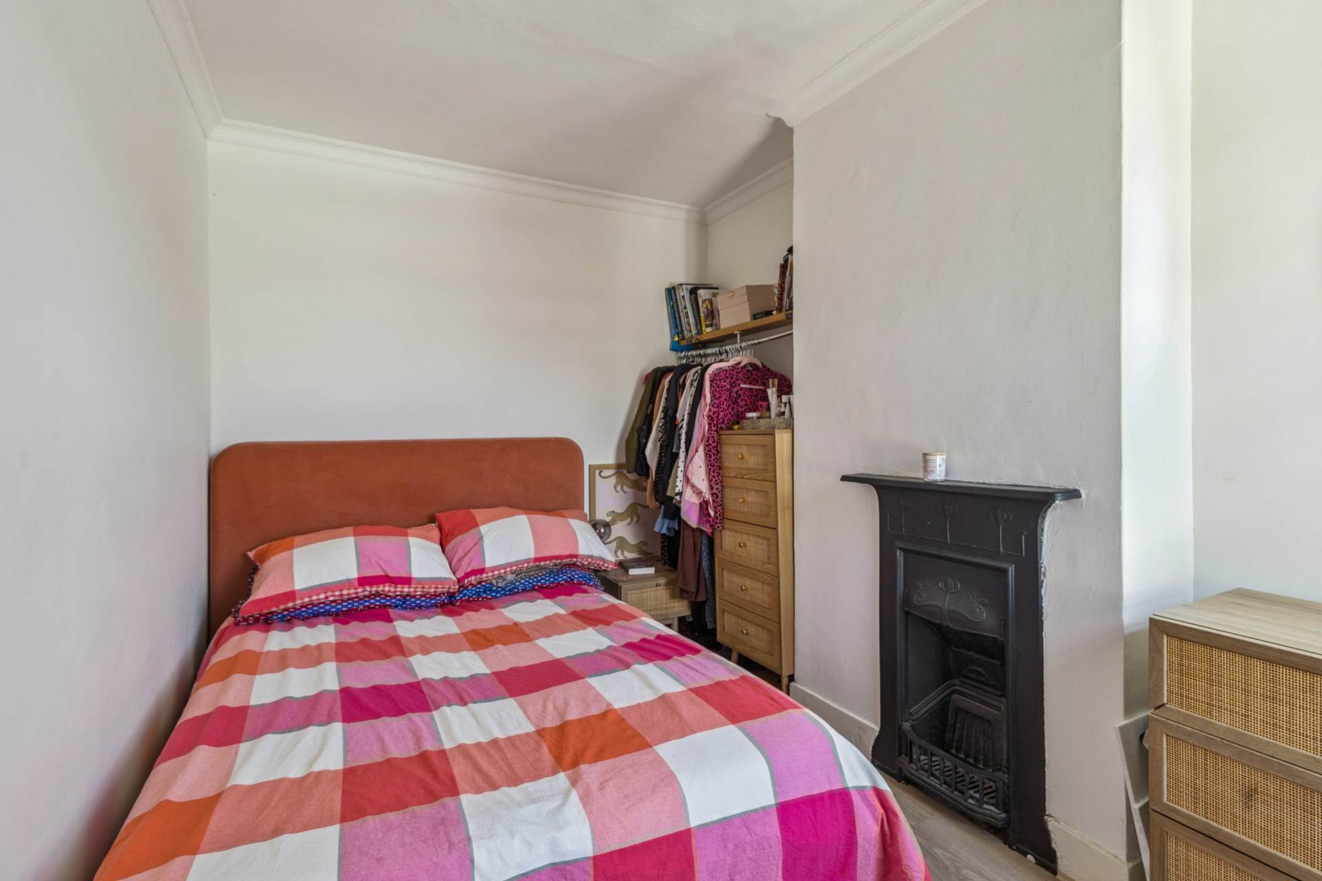 Additional Property Image 3 bedroom Terraced for sale in Watford 9