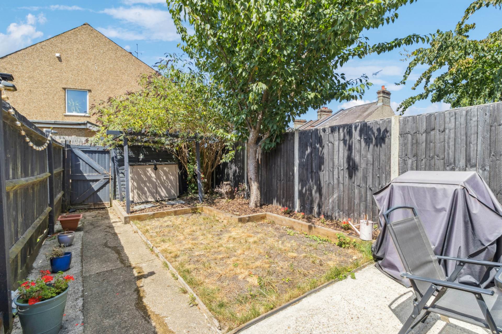 Additional Property Image 3 bedroom Terraced for sale in Watford 12