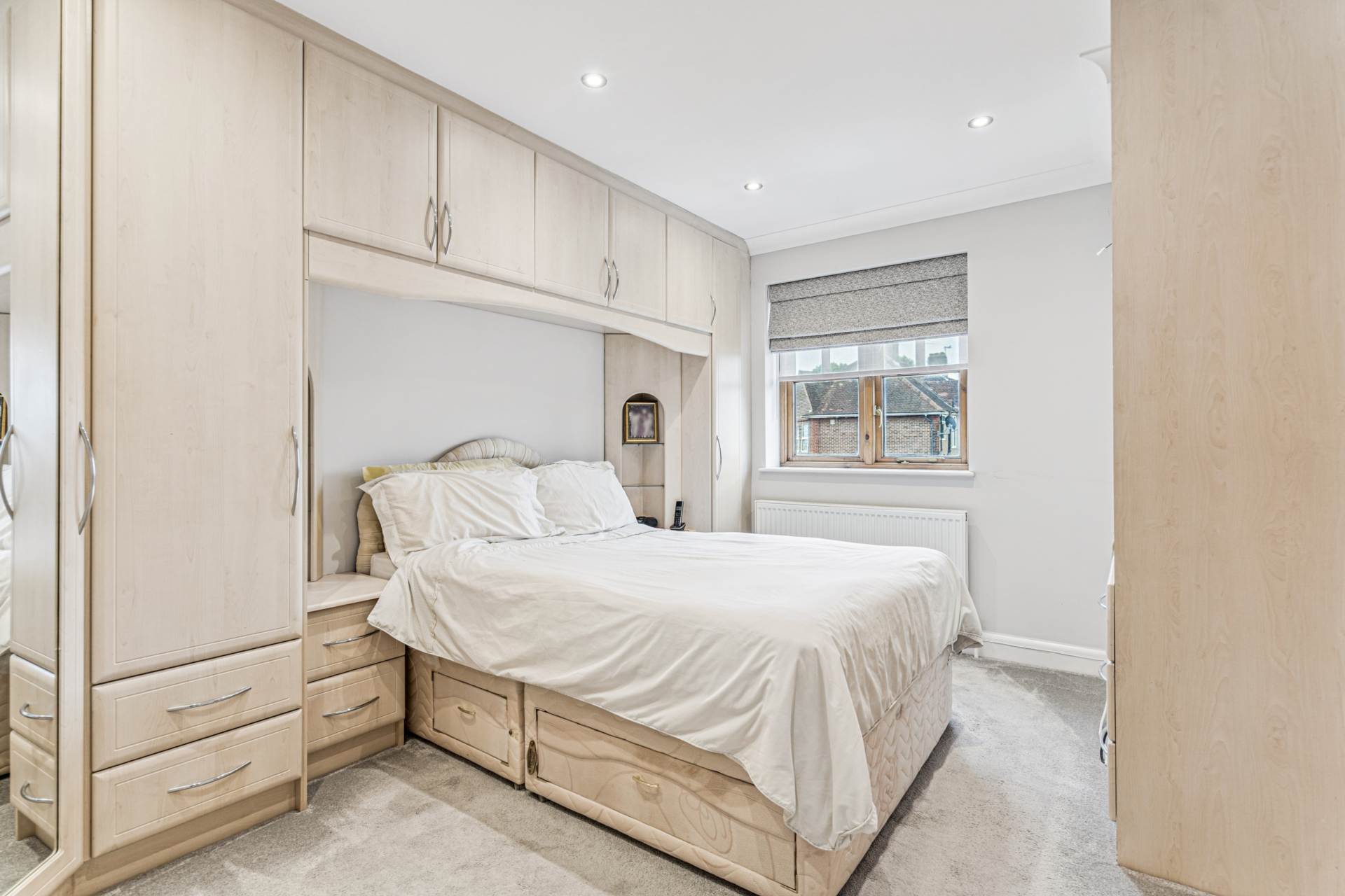 Additional Property Image 4 bedroom Detached for sale in Watford 15