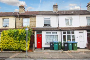 2 bedroom Terraced for sale in Watford