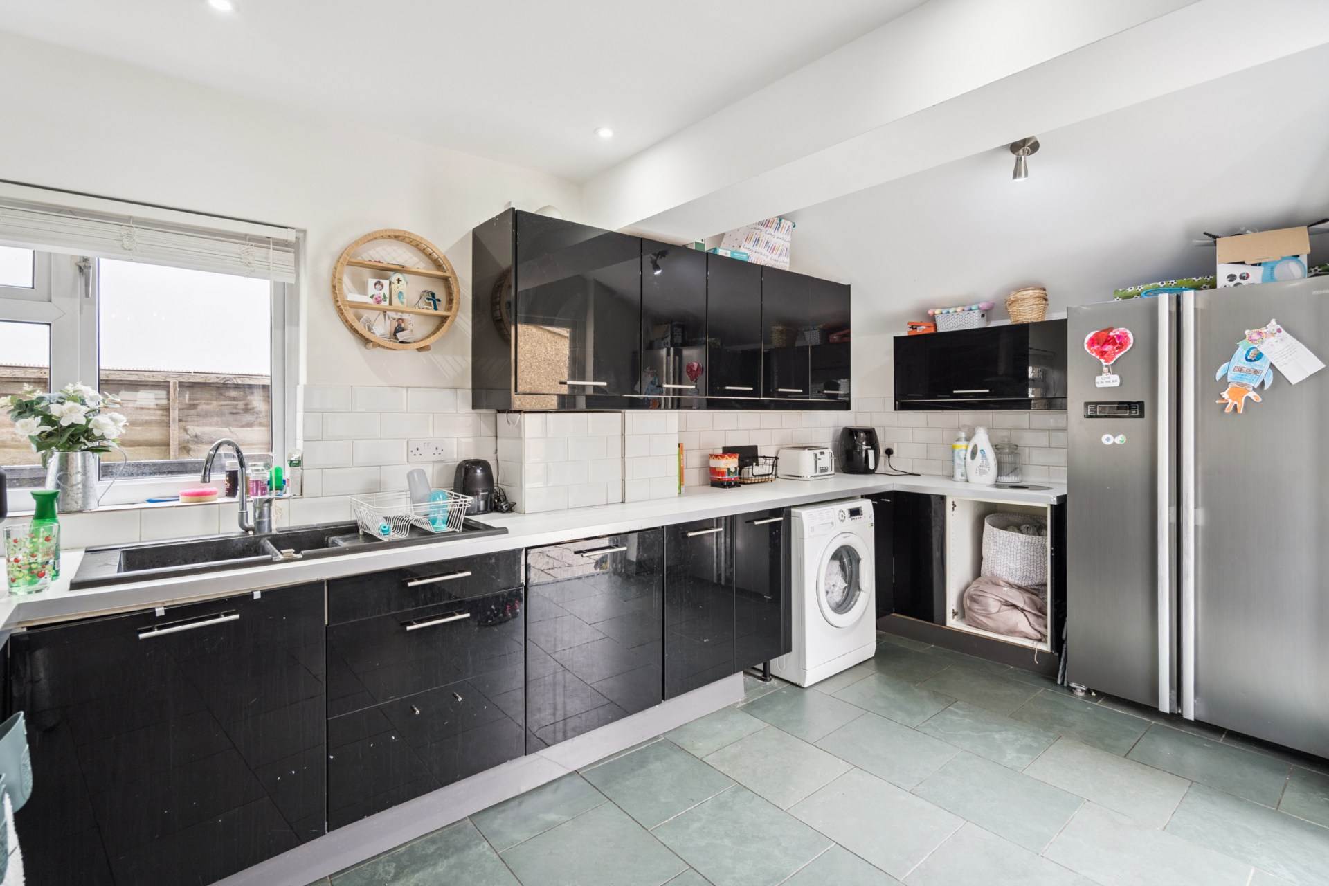 Additional Property Image 3 bedroom Semi Detached for sale in Kings Langley 6