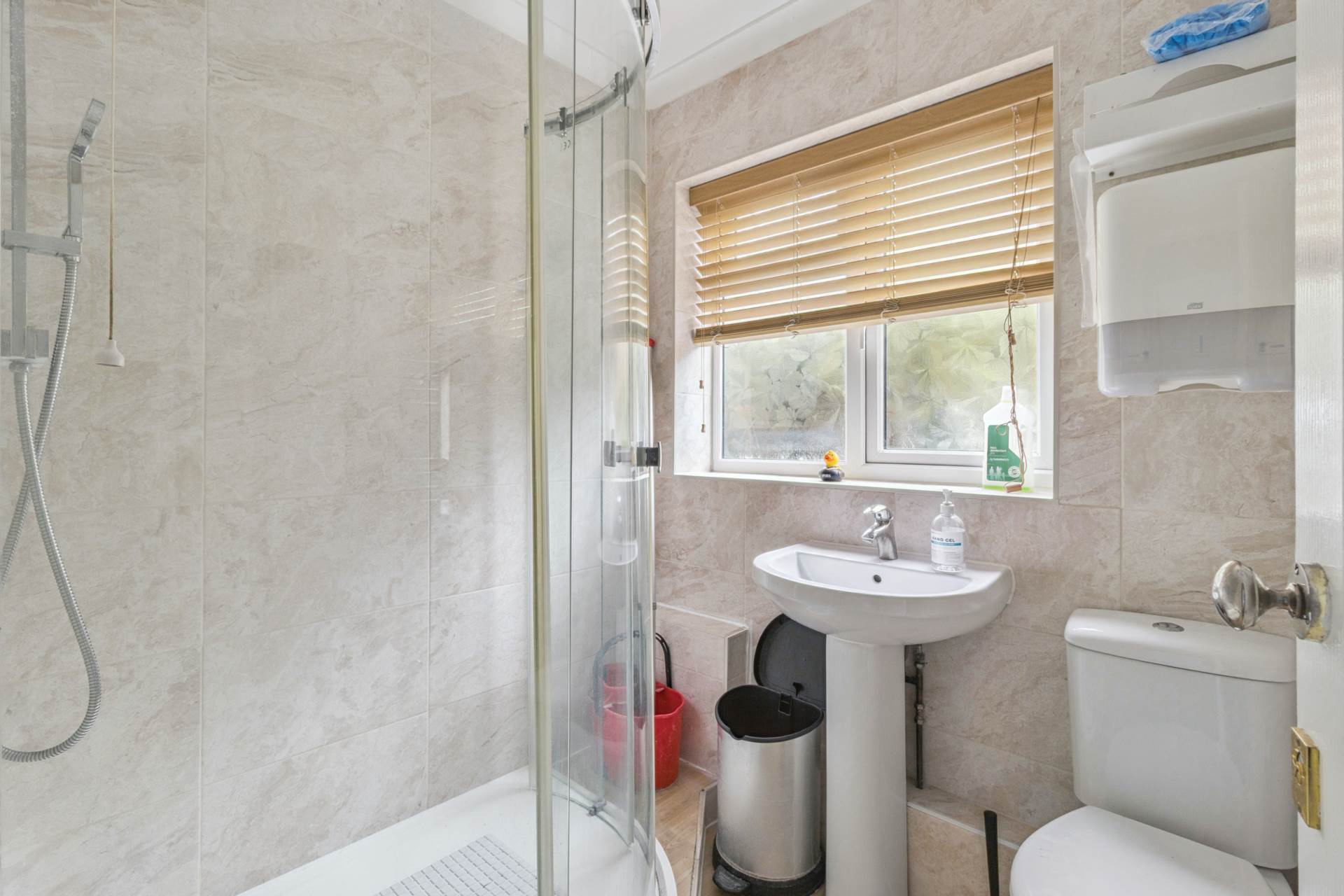 Additional Property Image 2 bedroom Maisonette for sale in Watford 10