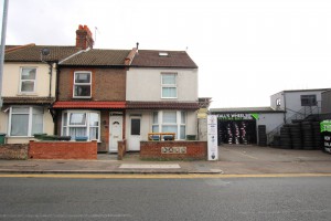1 bedroom Apartment to rent in Watford