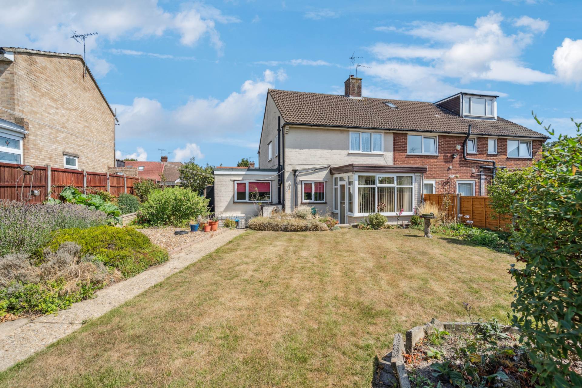 Additional Property Image 3 bedroom Semi Detached for sale in Watford 14
