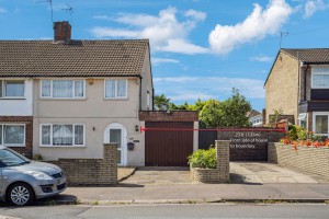 3 bedroom Semi Detached for sale in Watford