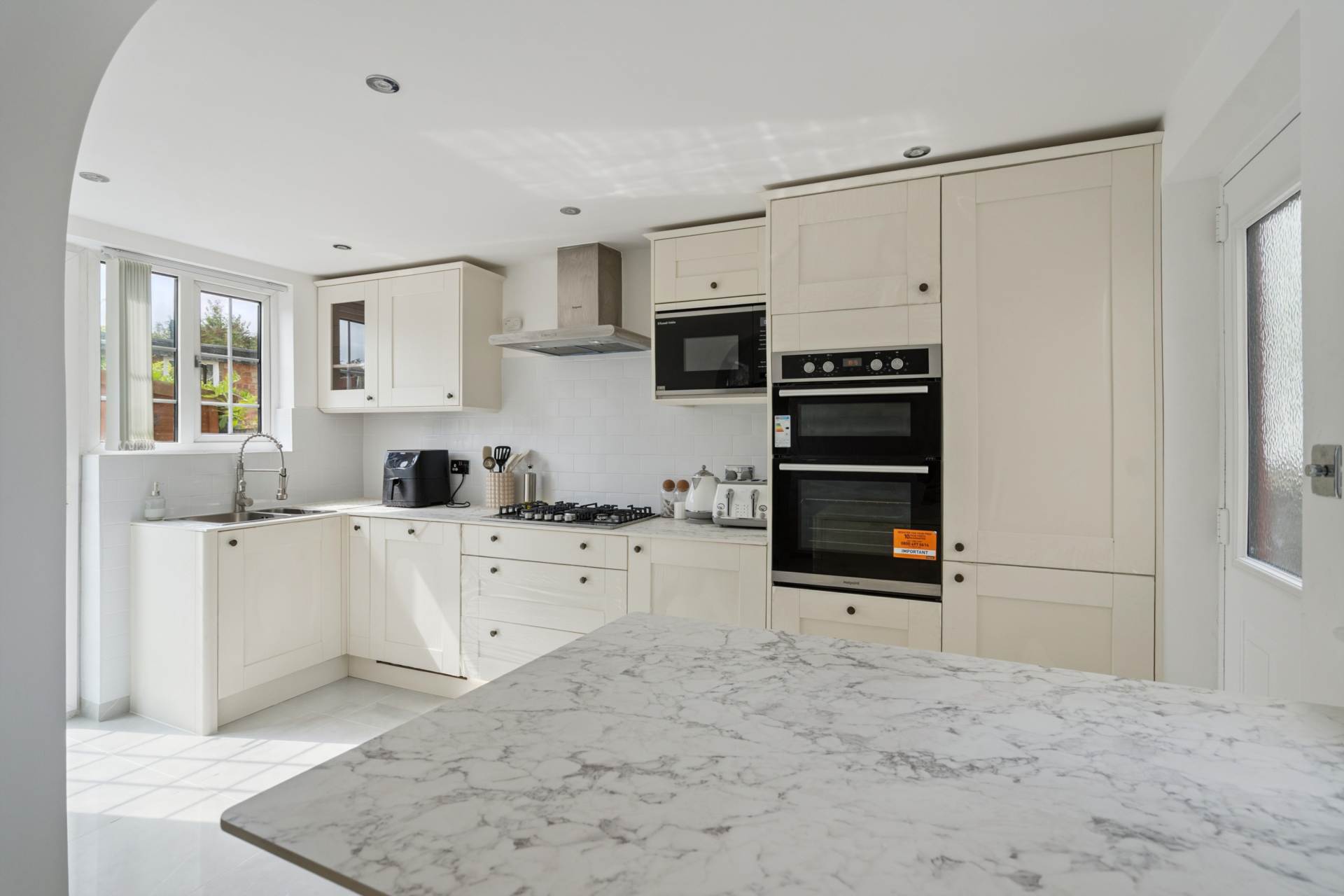 Additional Property Image 3 bedroom Semi Detached for sale in Watford 6
