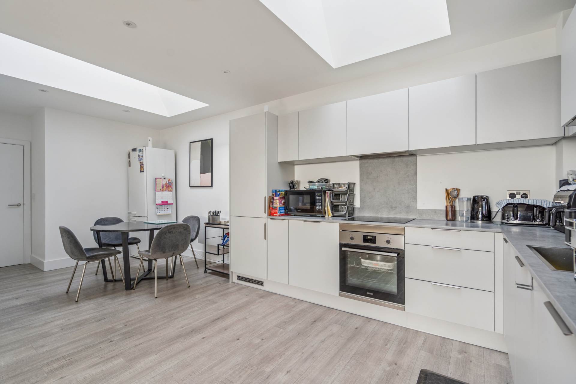 Additional Property Image 2 bedroom Flat for sale in Watford 7
