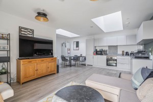 2 bedroom Flat for sale in Watford