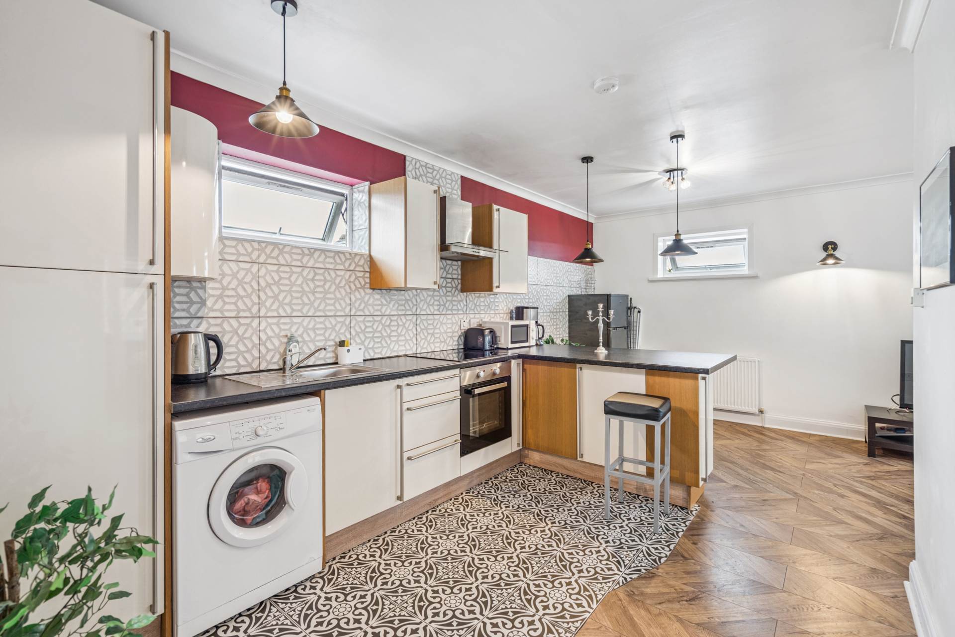 Additional Property Image 2 bedroom Maisonette for sale in Watford 5