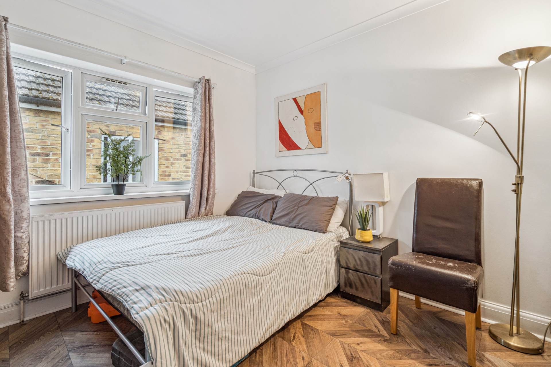 Additional Property Image 2 bedroom Maisonette for sale in Watford 9