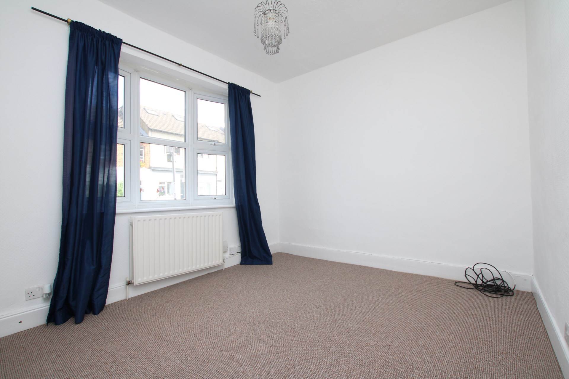 Additional Property Image 3 bedroom Terraced for sale in Watford 2