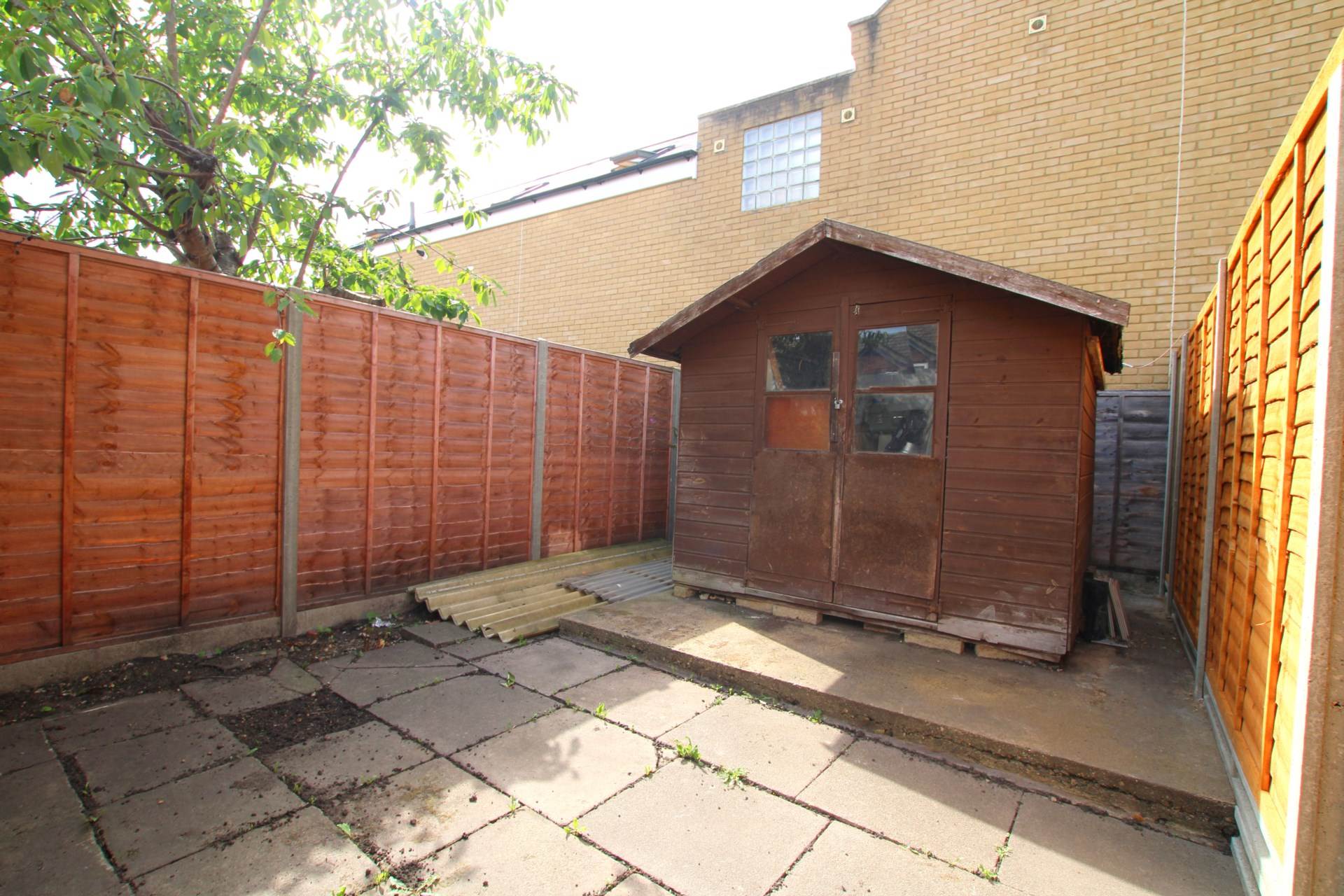 Additional Property Image 3 bedroom Terraced for sale in Watford 12