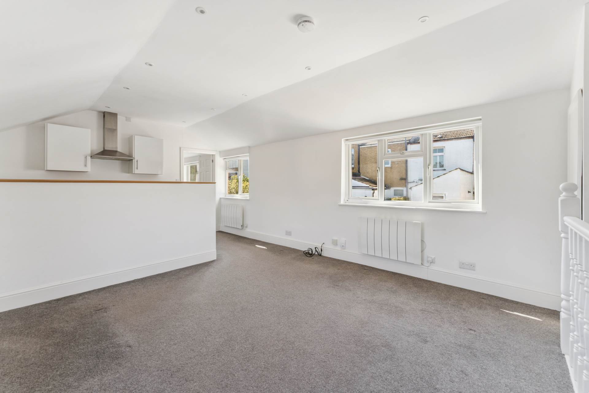 Additional Property Image 1 bedroom Maisonette for sale in Watford 2
