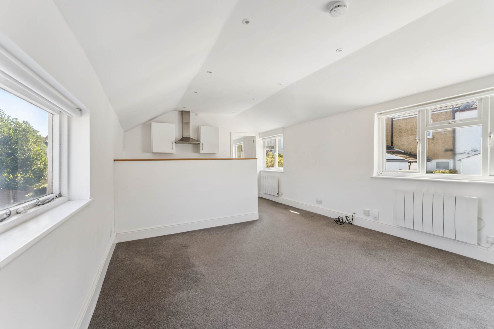 Additional Property Image 1 bedroom Maisonette for sale in Watford 4