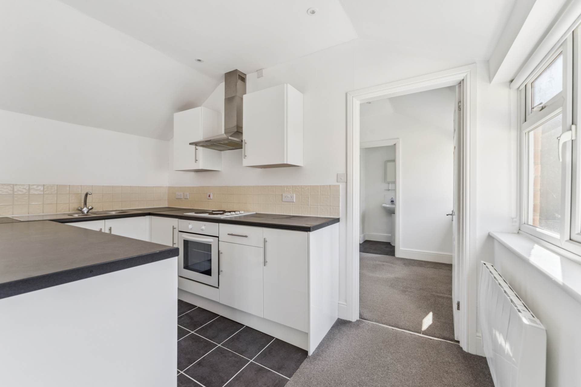 Additional Property Image 1 bedroom Maisonette for sale in Watford 5