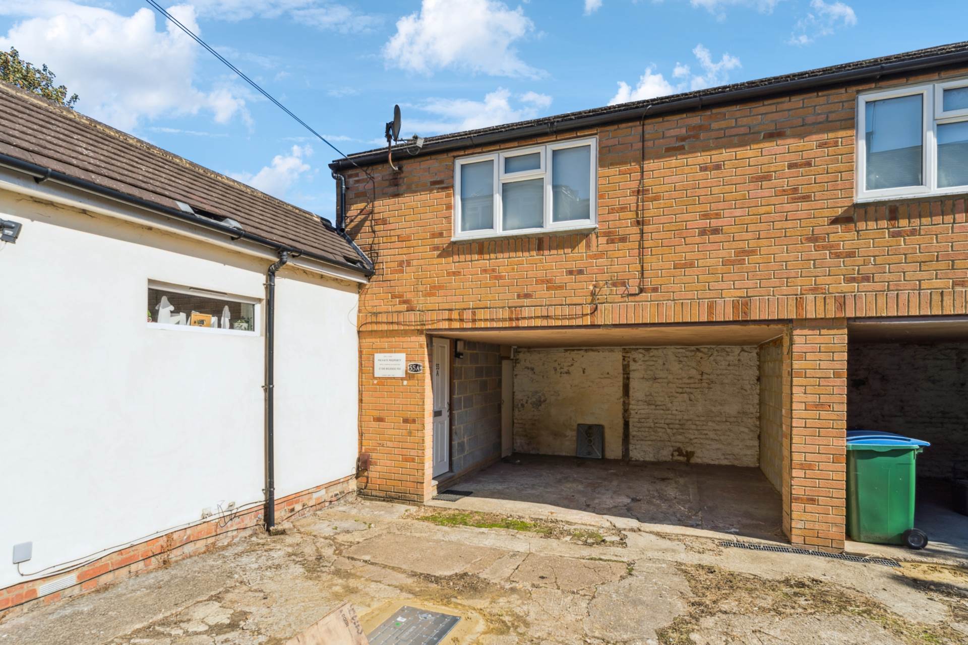 Additional Property Image 1 bedroom Maisonette for sale in Watford 11