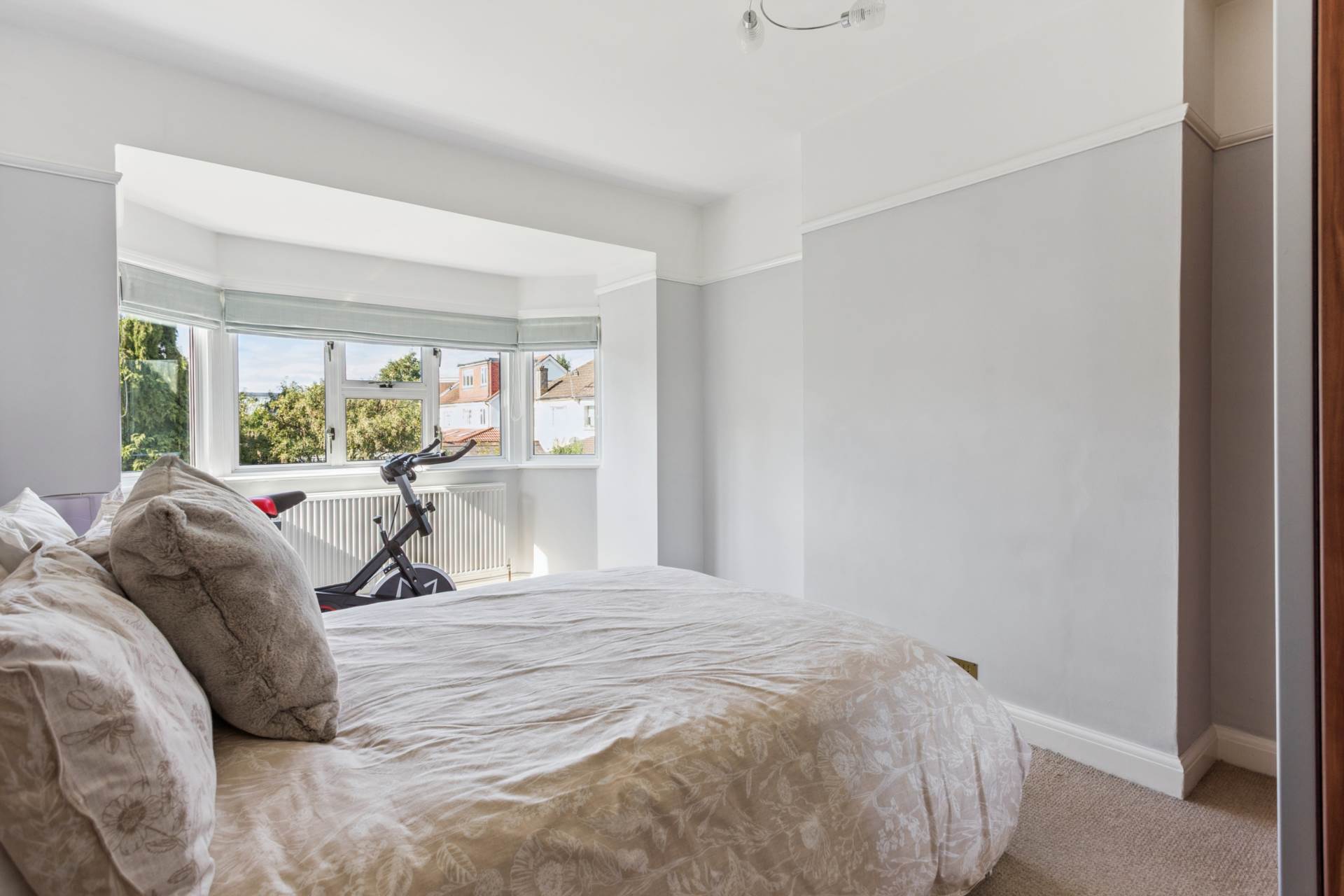 Additional Property Image 3 bedroom Semi Detached for sale in Watford 12