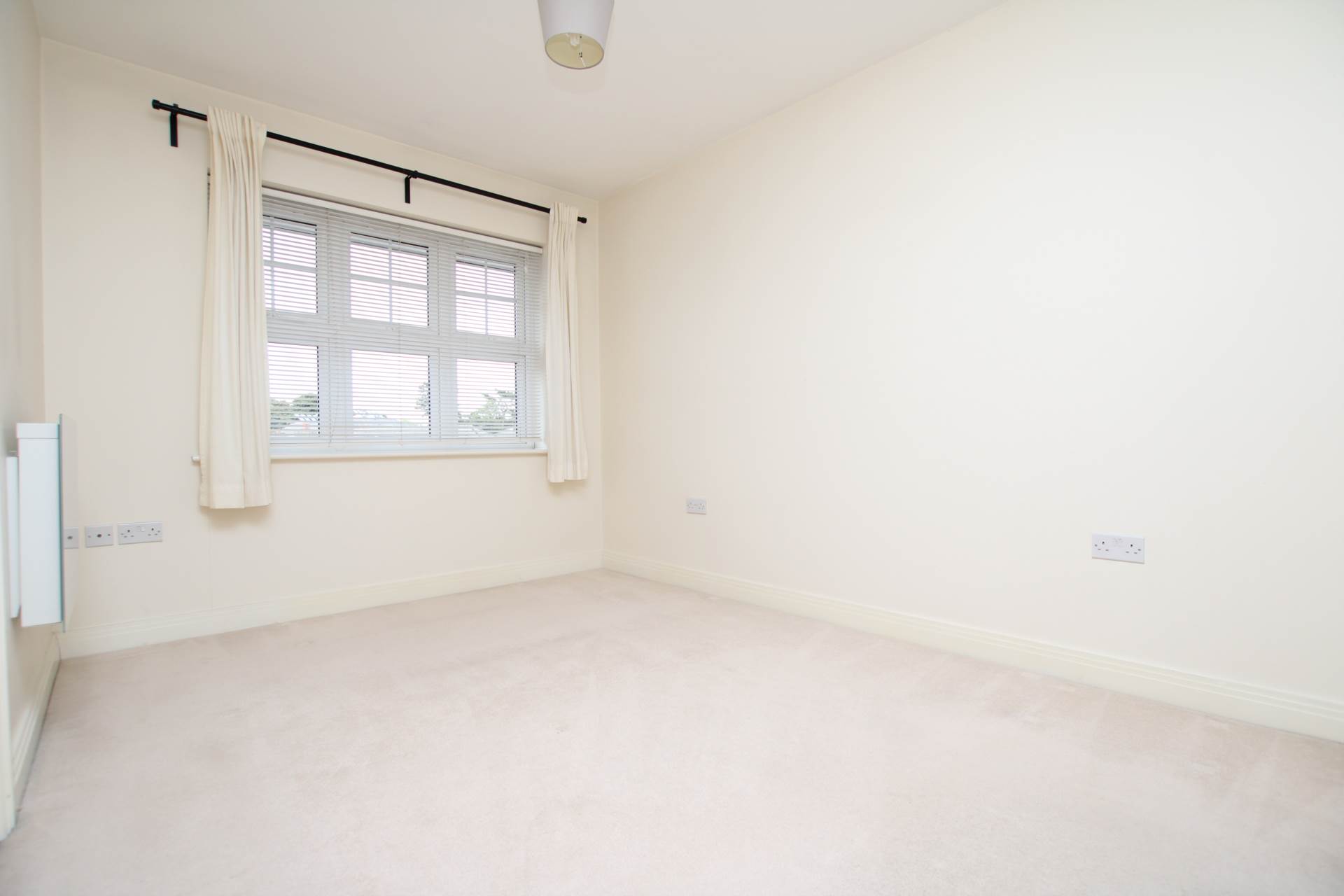 Additional Property Image 2 bedroom Apartment to rent in Watford 6