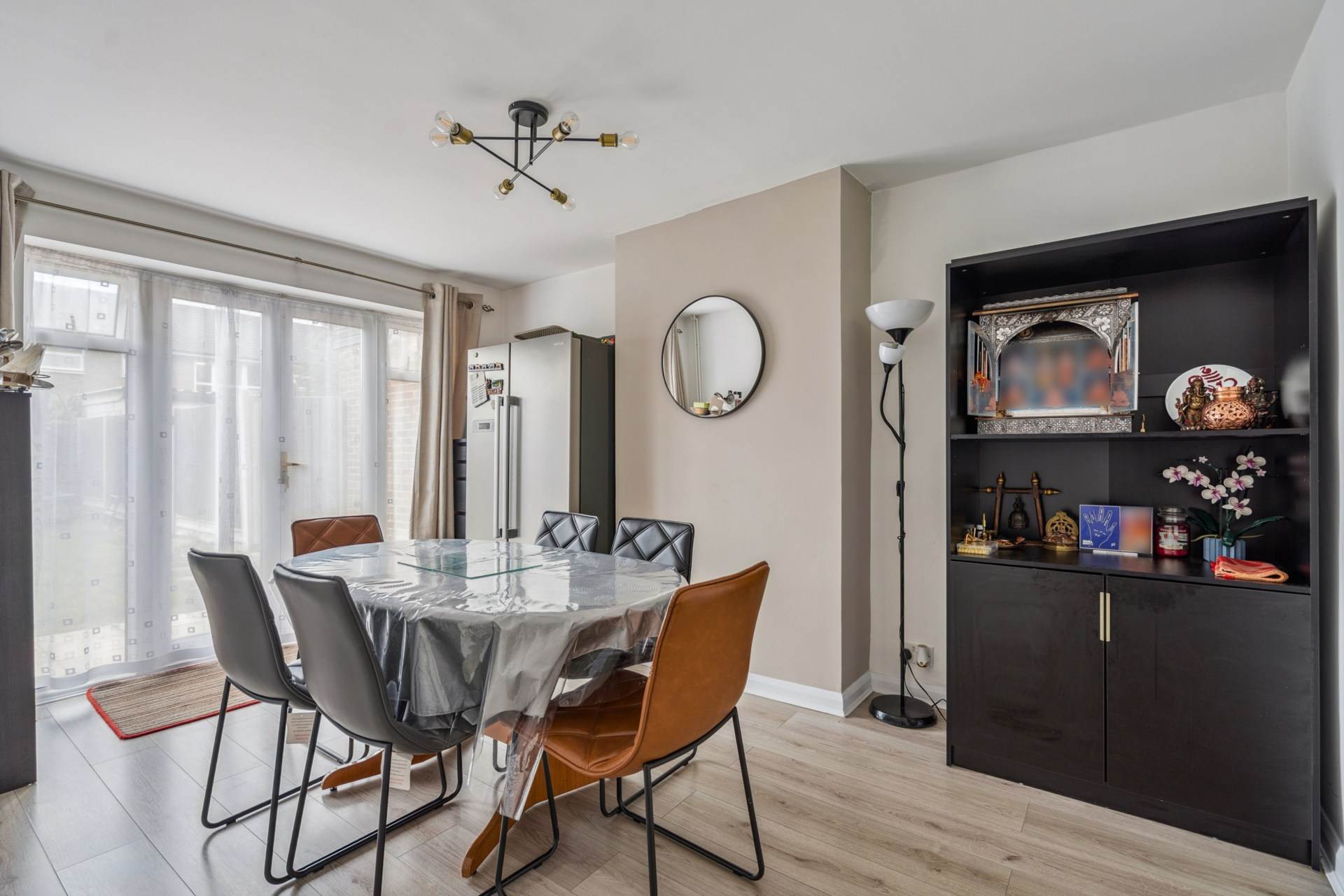 Additional Property Image 3 bedroom Semi Detached for sale in Watford 3