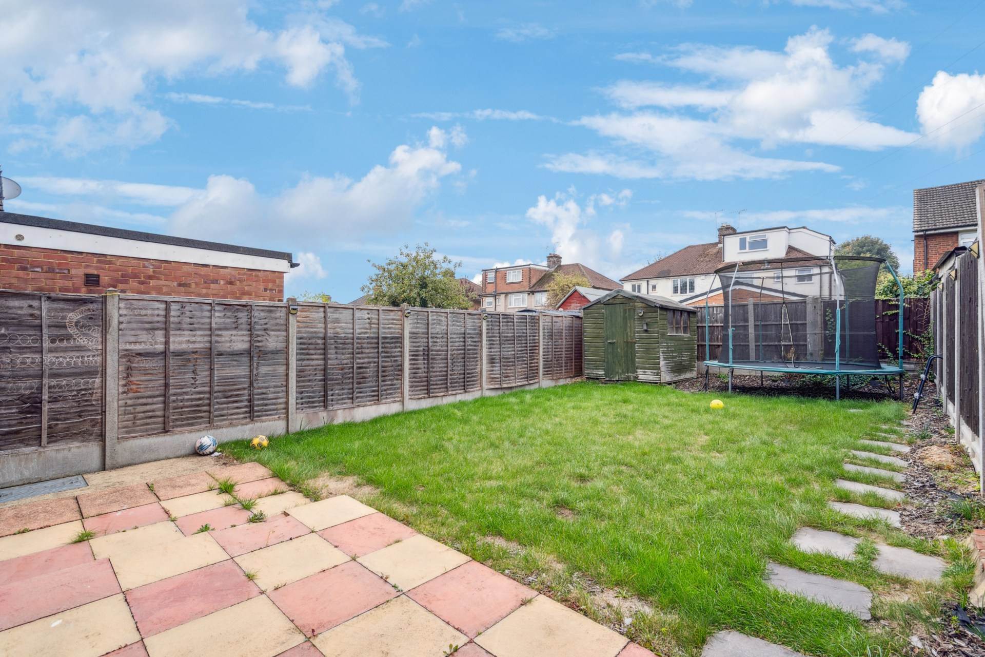 Additional Property Image 3 bedroom Semi Detached for sale in Watford 9