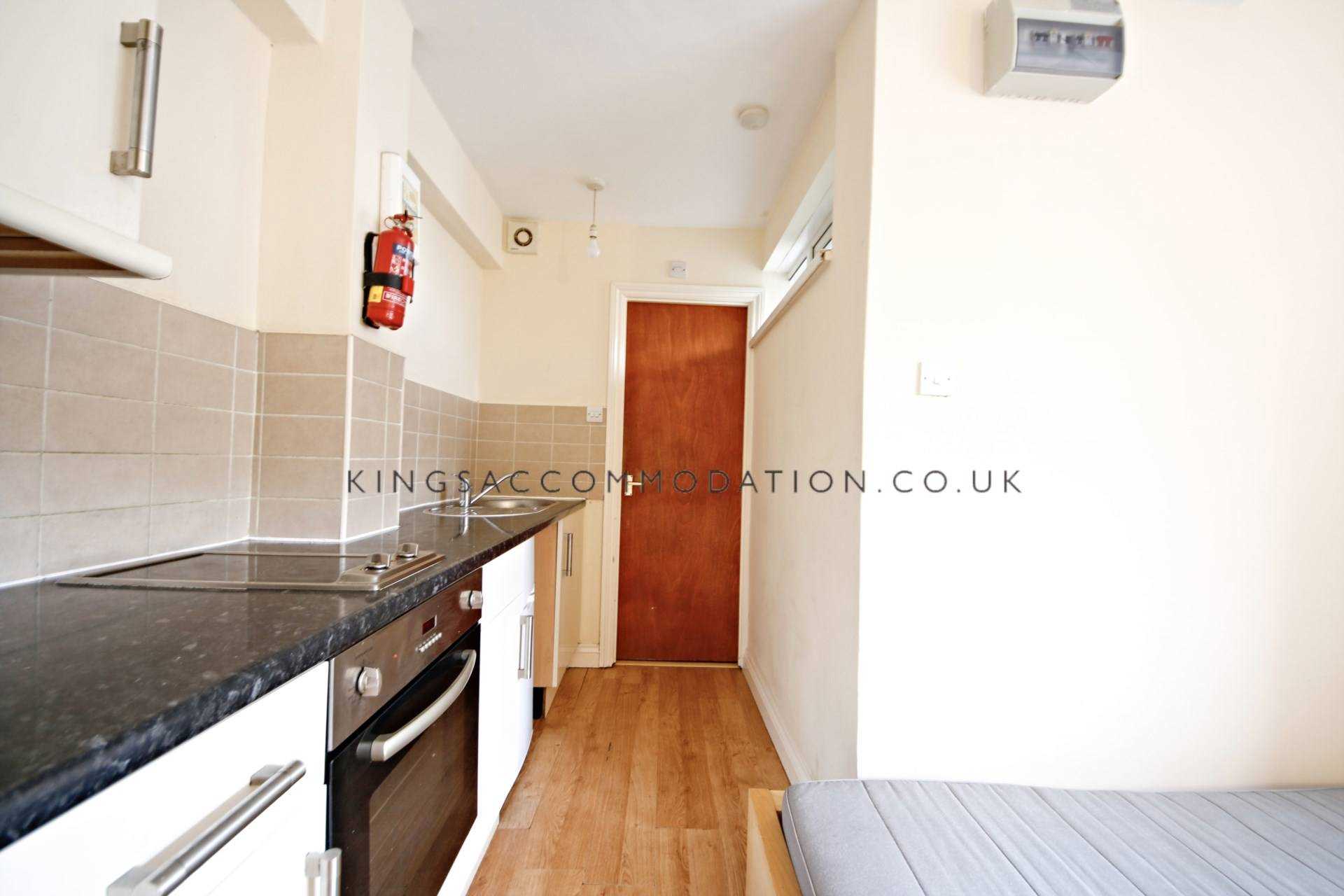 Additional Property Image 1 bedroom Studio to rent in London 3