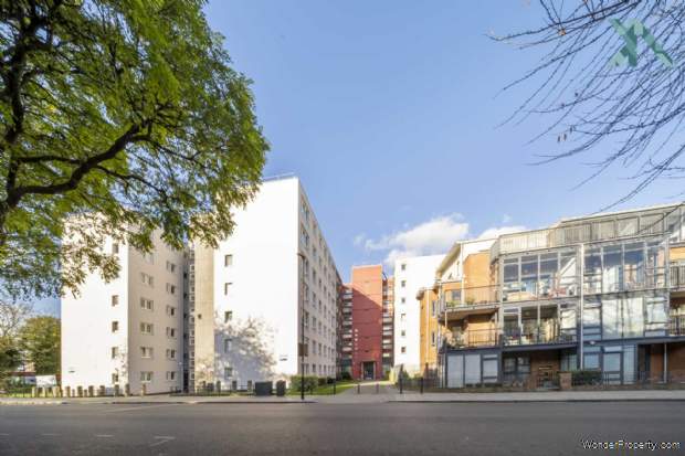 Additional Property Image 1 bedroom Flat for sale in London 2
