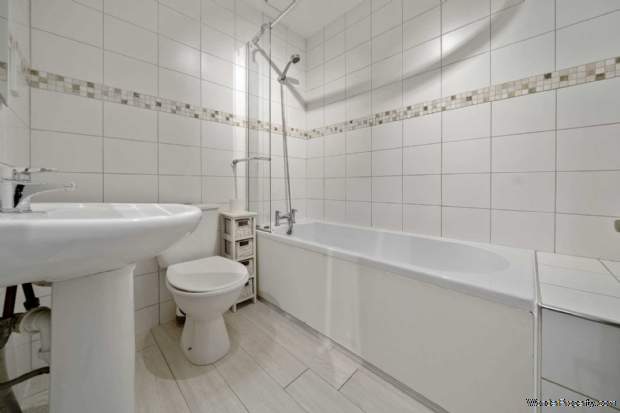 Additional Property Image 2 bedroom Flat for sale in London 2