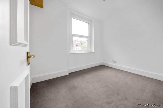 Additional Property Image 2 bedroom Flat for sale in London 5