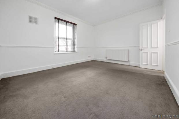 Additional Property Image 2 bedroom Flat for sale in London 8