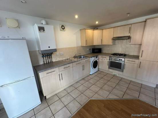 Additional Property Image 4 bedroom Apartment to rent in Nottingham 13