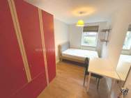 4 bedroom Apartment to rent in Nottingham