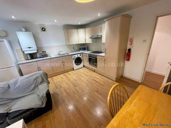Additional Property Image 4 bedroom Apartment to rent in Nottingham 13