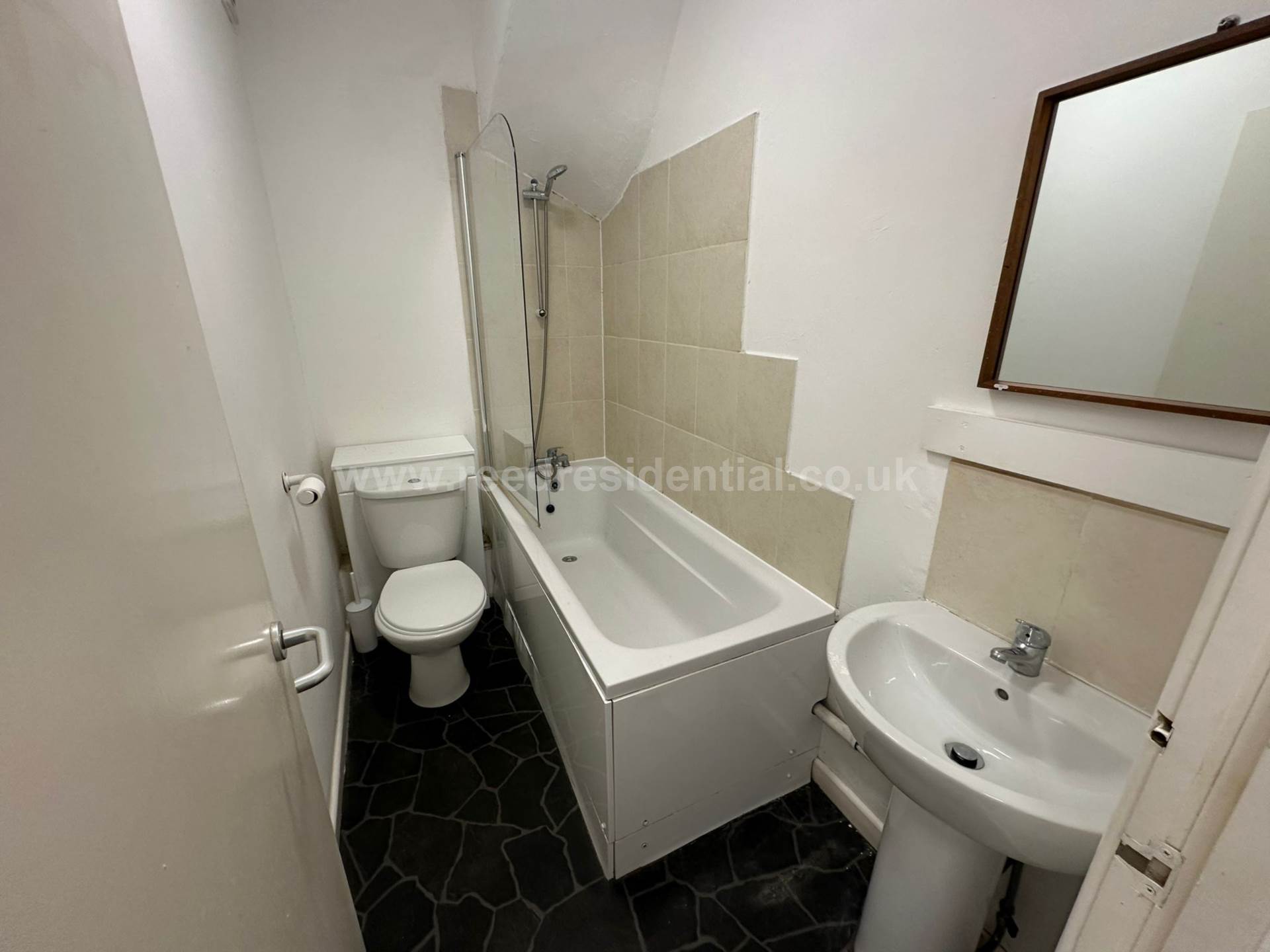 Additional Property Image 6 bedroom House to rent in Nottingham 12