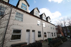 6 bedroom House to rent in Nottingham