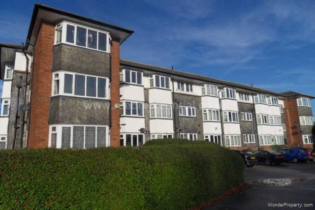 2 bedroom Apartment to rent in Birmingham