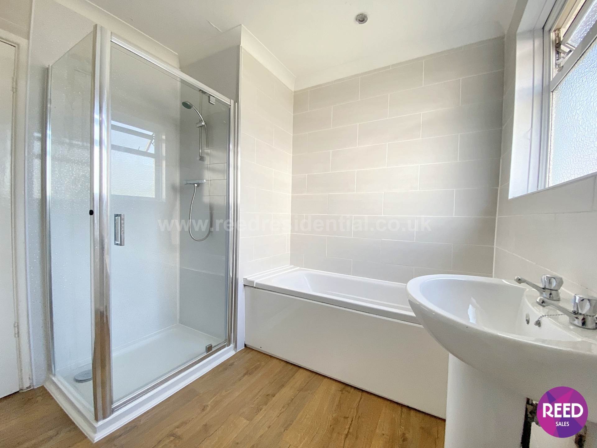 Additional Property Image 3 bedroom Semi Detached Bungalow to rent in Westcliff On Sea 5