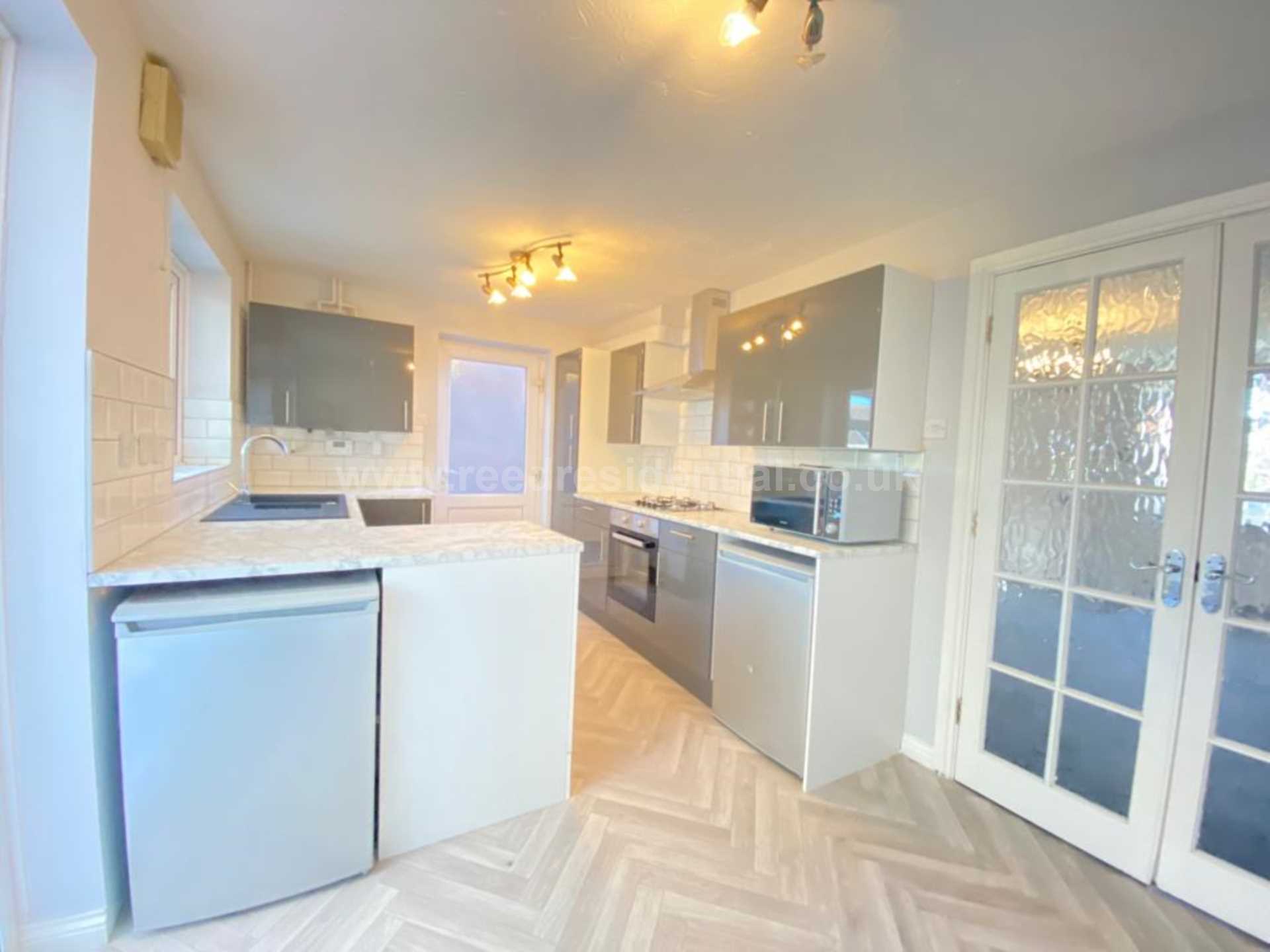 Additional Property Image 3 bedroom House to rent in Rayleigh 5