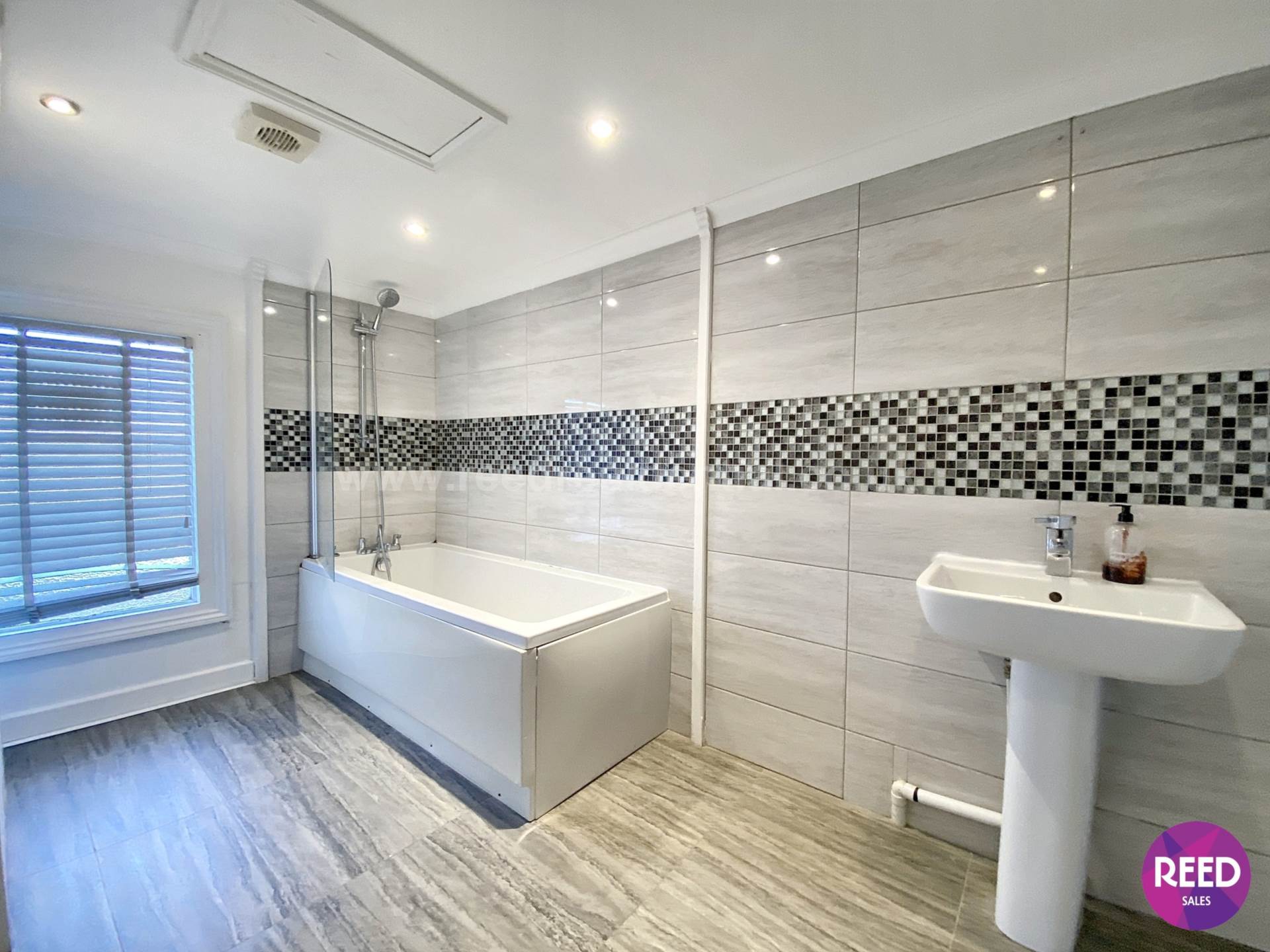 Additional Property Image 3 bedroom House to rent in Southend On Sea 19