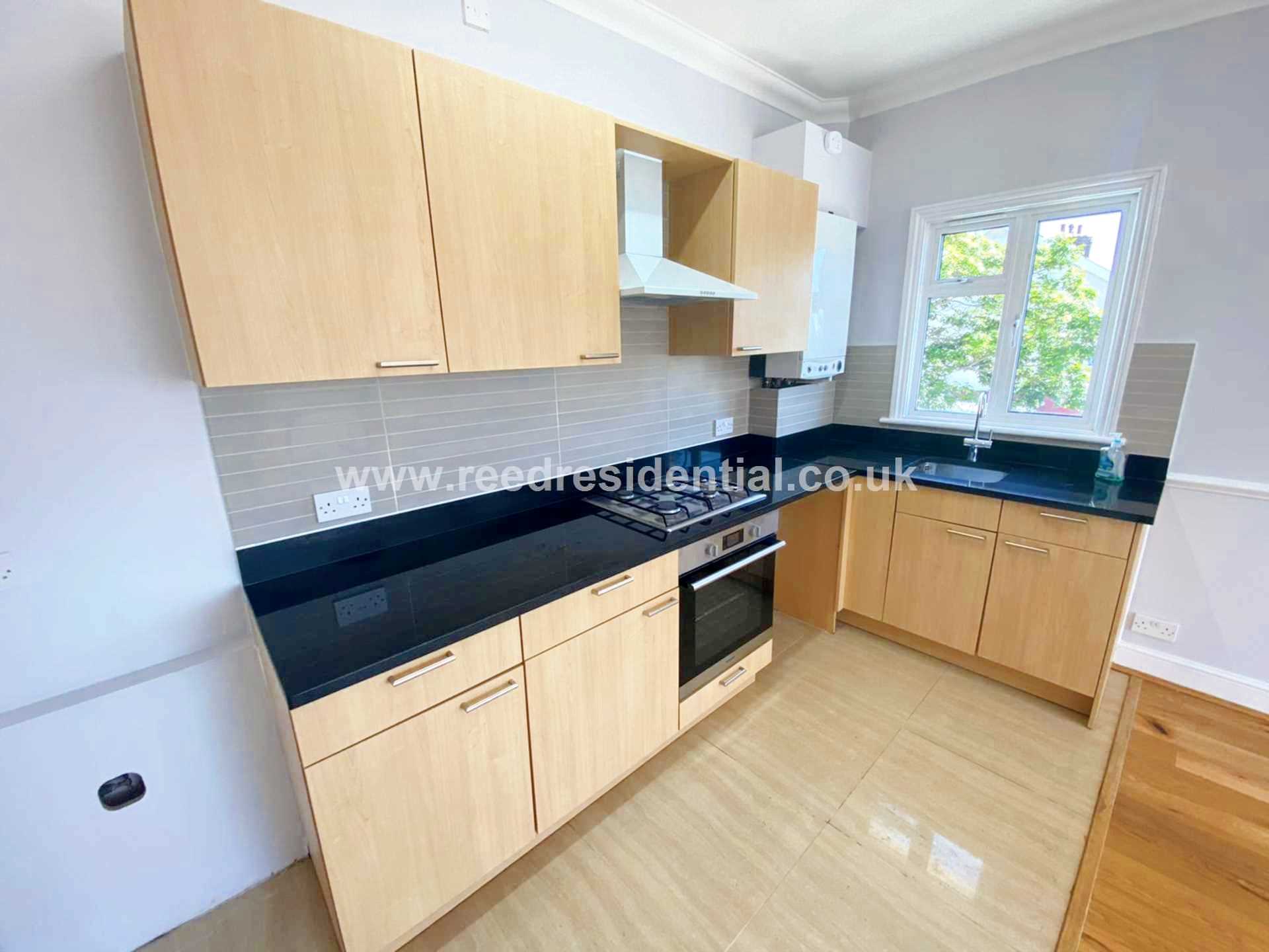 Additional Property Image 2 bedroom Flat to rent in Southend On Sea 7