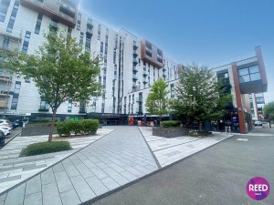 2 bedroom Flat to rent in Southend On Sea