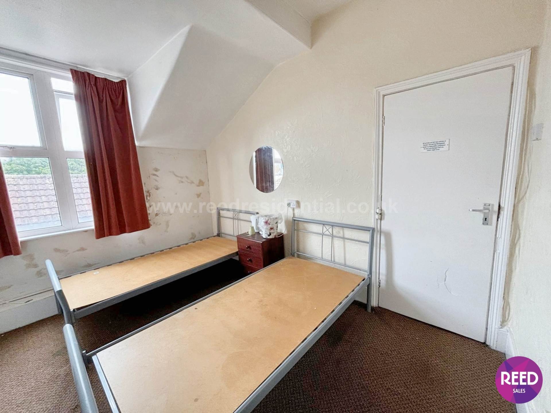 Additional Property Image 17 bedroom Detached for sale in Westcliff On Sea 22