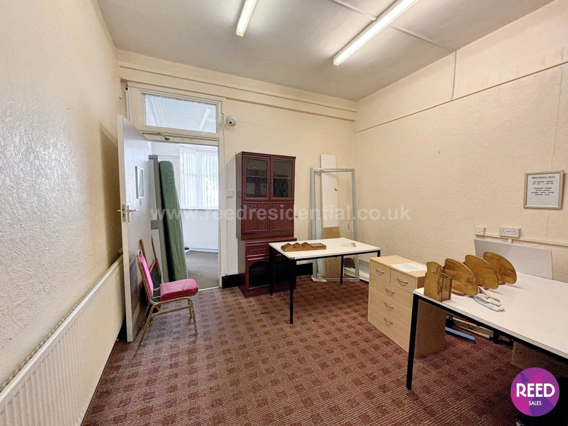 Additional Property Image 17 bedroom Detached for sale in Westcliff On Sea 24