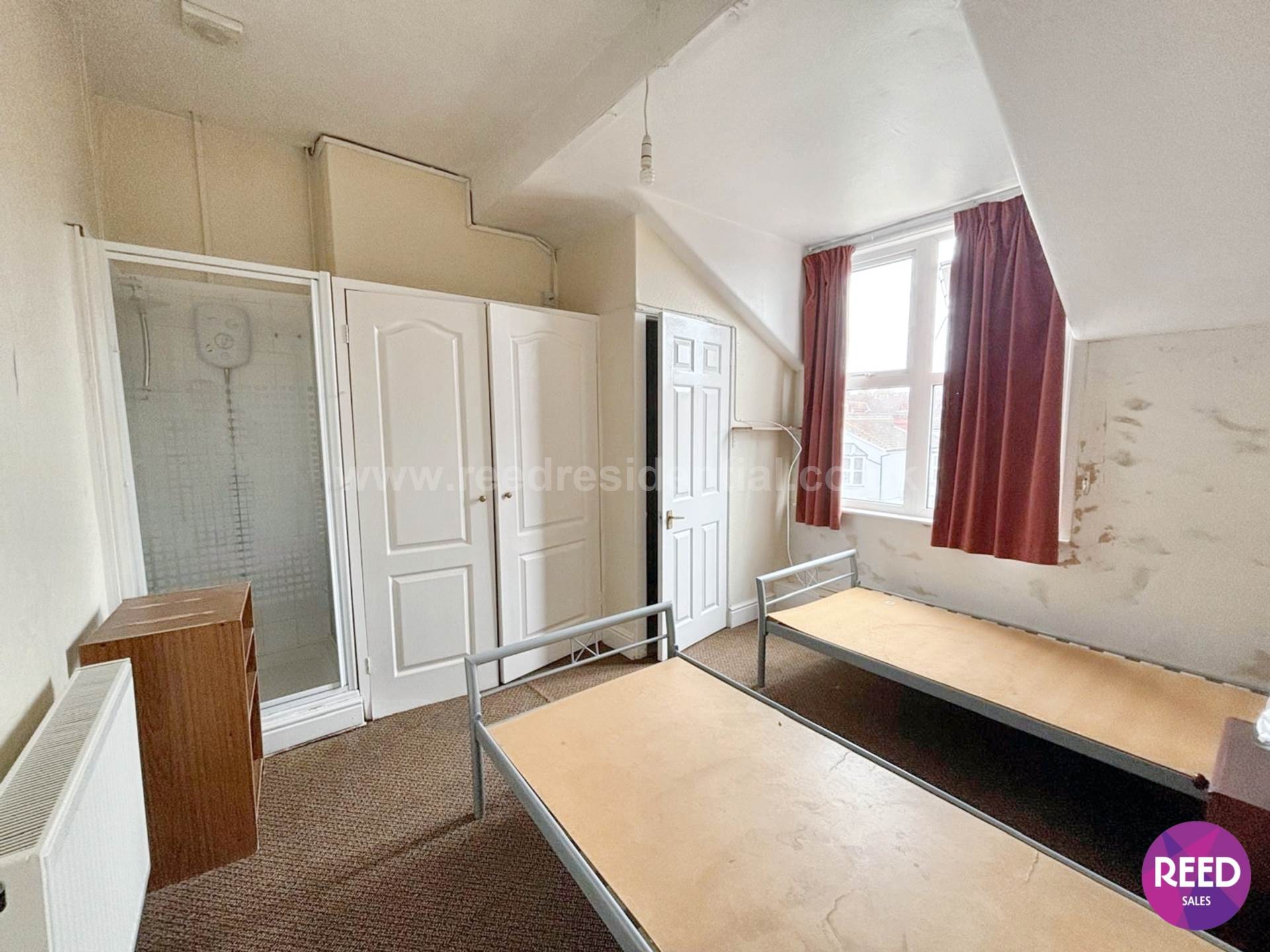 Additional Property Image 17 bedroom Detached for sale in Westcliff On Sea 25