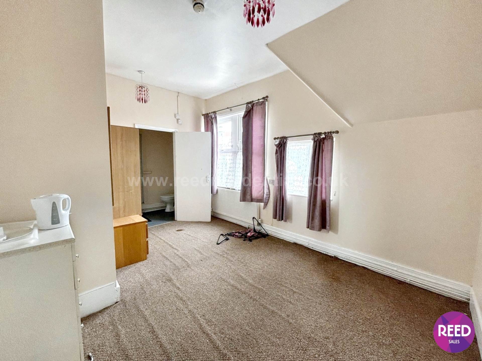 Additional Property Image 17 bedroom Detached for sale in Westcliff On Sea 34