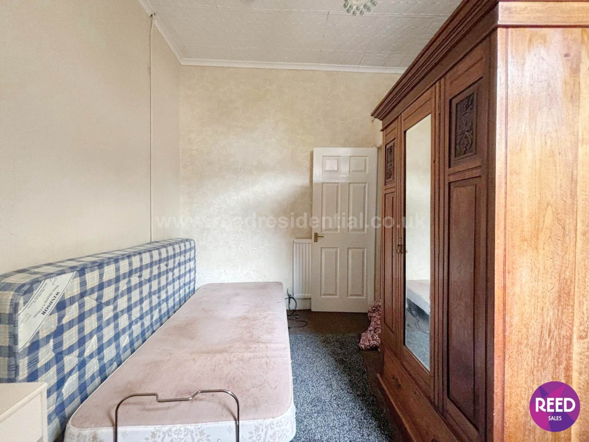 Additional Property Image 17 bedroom Detached for sale in Westcliff On Sea 44