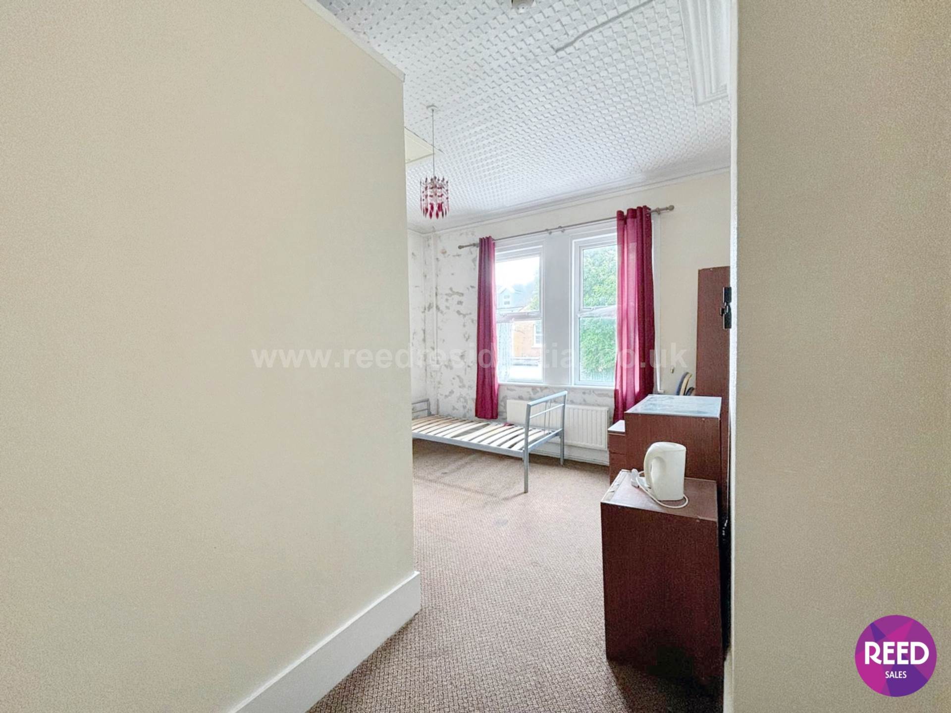 Additional Property Image 17 bedroom Detached for sale in Westcliff On Sea 54
