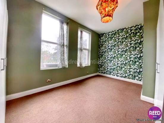 Additional Property Image 2 bedroom Flat for sale in Westcliff On Sea 3