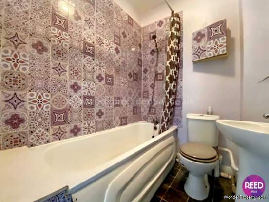 Additional Property Image 2 bedroom Flat for sale in Westcliff On Sea 12