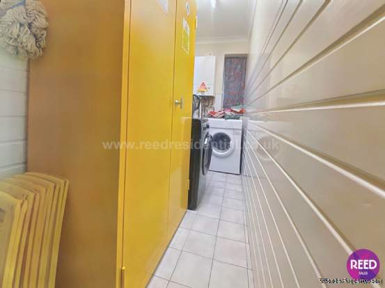 Additional Property Image 10 bedroom Detached for sale in Rochford 8