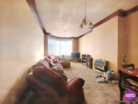 Additional Property Image 3 bedroom Flat for sale in Westcliff On Sea 6